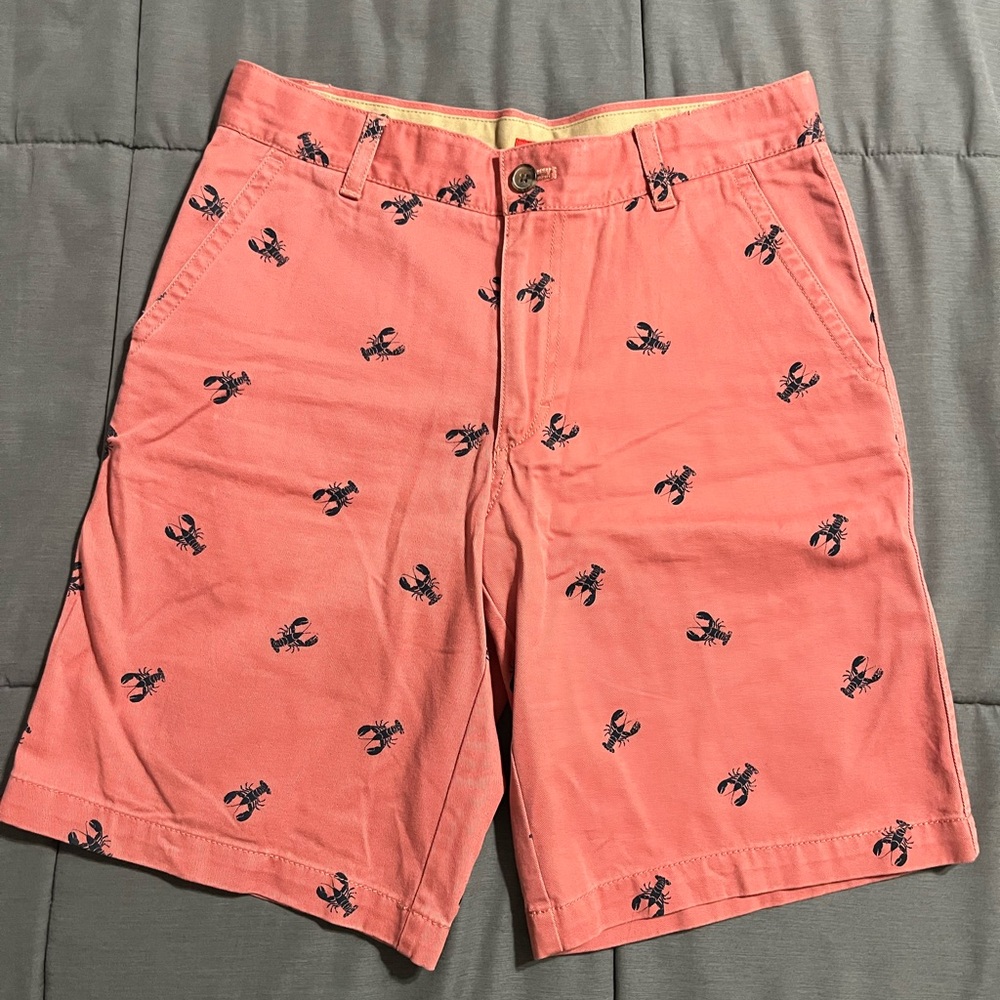 Men’s size 30 waist IZOD Coral Lobster Print Shorts